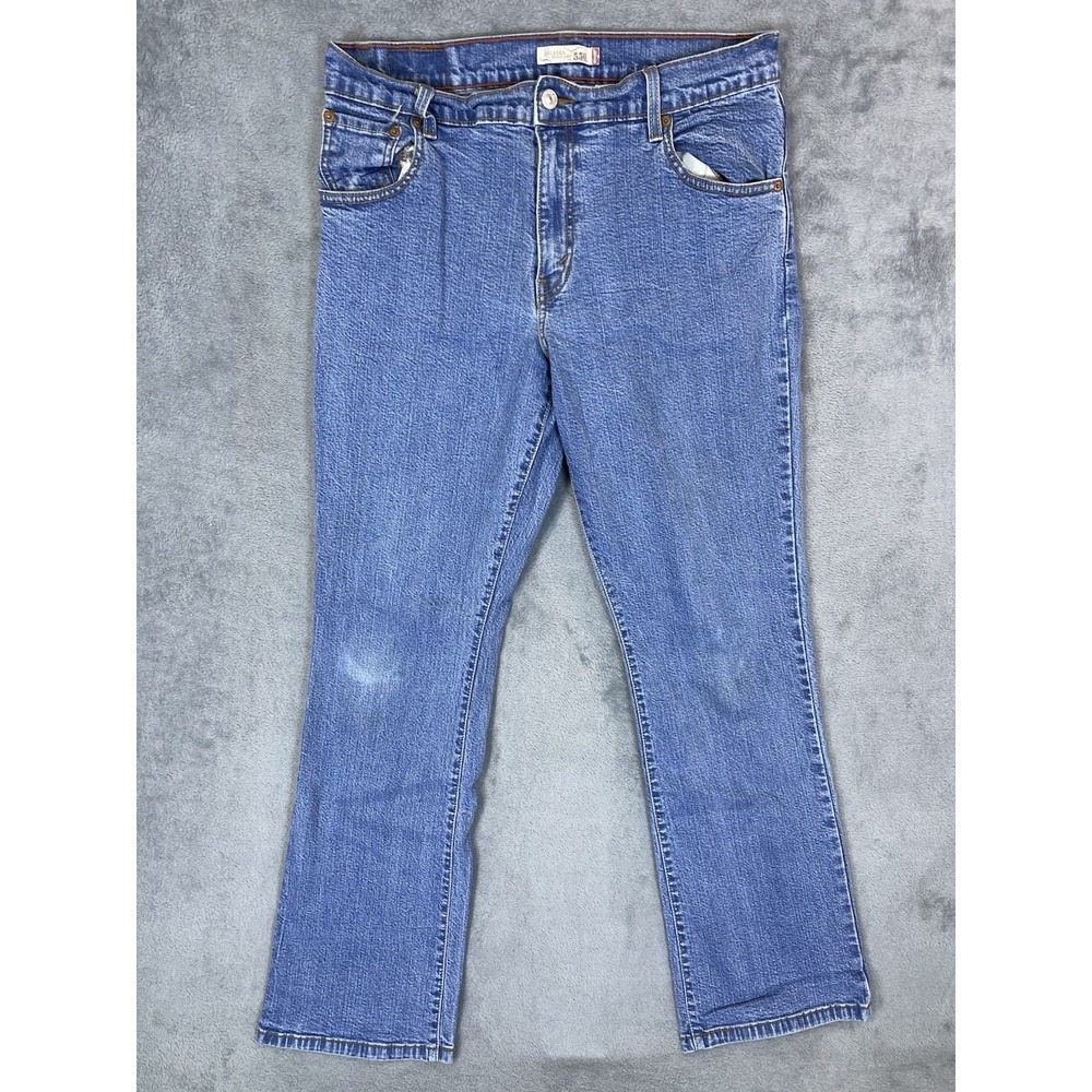 Levis Jeans Womens 12 Blue Denim 550 Medium Wash Relaxed Bootcut Cowgirl Stretch